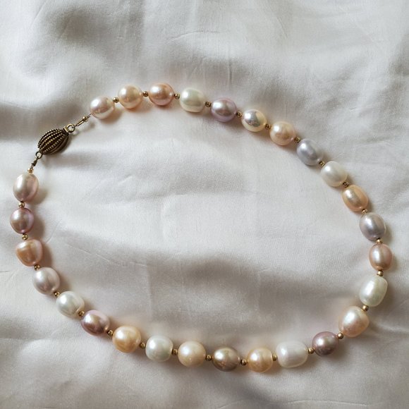 Cultured Freshwater Pearl Necklace - Picture 1 of 7